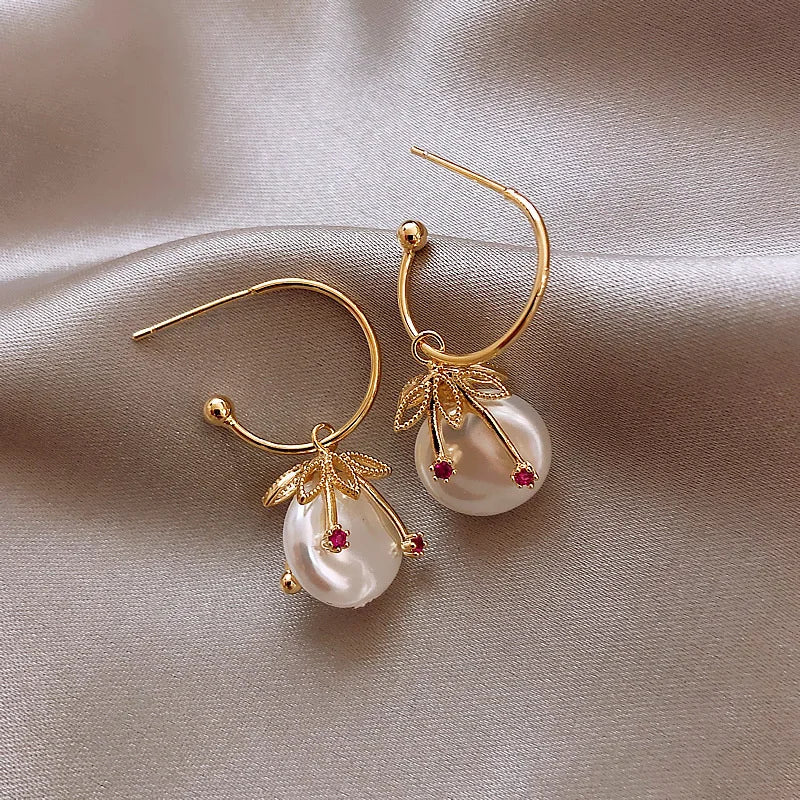 New Trendy Moon Dangle Earrings For Women Temperament Pearl Cherry Cat Rhinestone Pendant Earring Girl Party Jewelry Gift